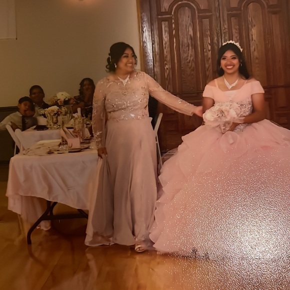 transparent long sleeves with beading details nude color size 14 petite - Picture 5 of 6